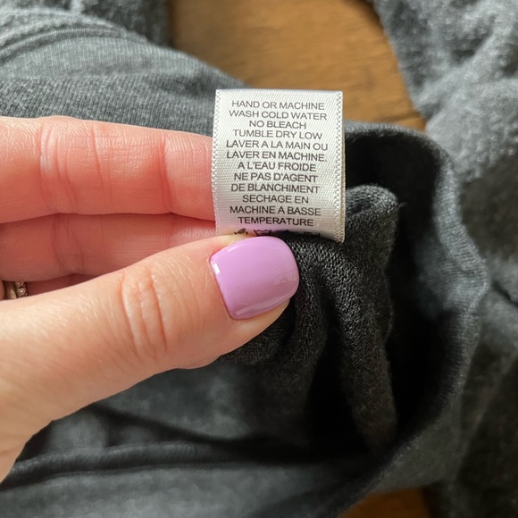 🌻3/25$! WILDFOX Pizza 🍕 slice sweater- Size Small - Grey - Picture 2 of 9